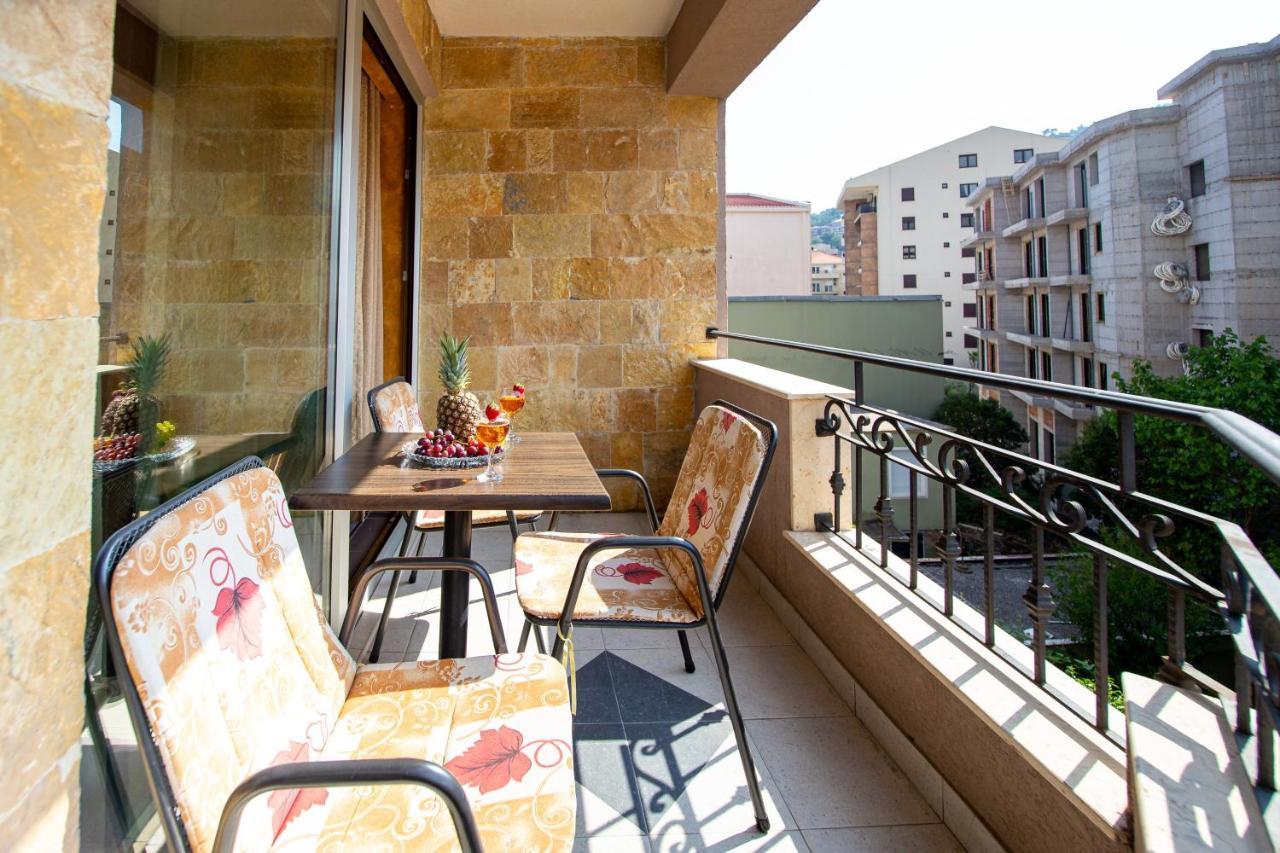 Sunsea Apartments Будва Екстер'єр фото